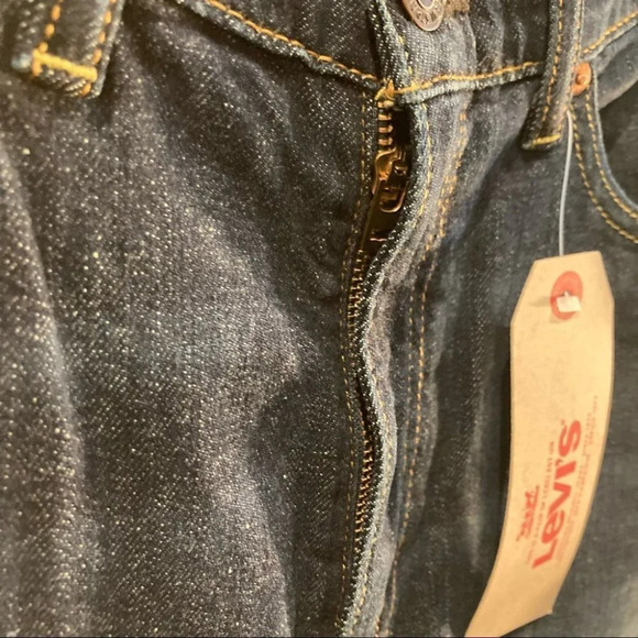 LEVI’S 505  Sz 34 x 32 Jeans Mid-Wash Jeans - Picture 4 of 7